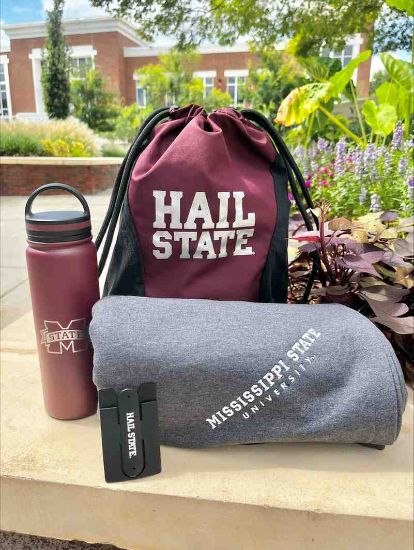 Happy Pack Photo including bag and tumbler